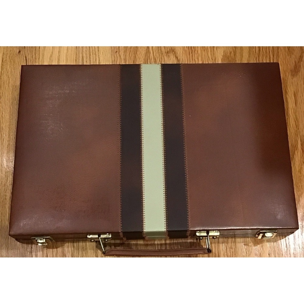 Classic Brown Backgammon Set - Picture 5 of 6